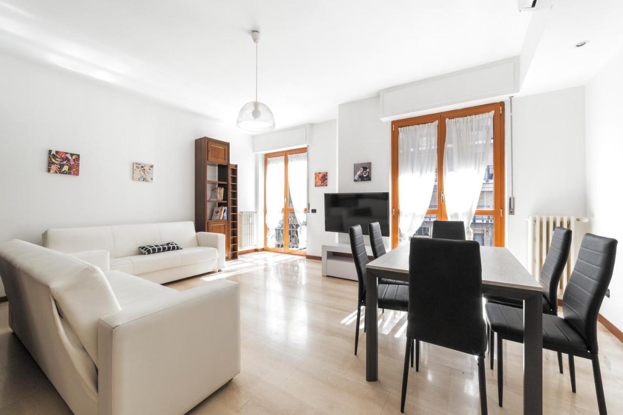 Cenisio M5 Lovely Apartment - With Balcony! 米兰 外观 照片