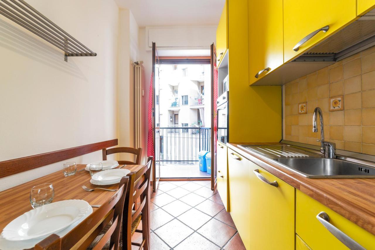 Cenisio M5 Lovely Apartment - With Balcony! 米兰 外观 照片